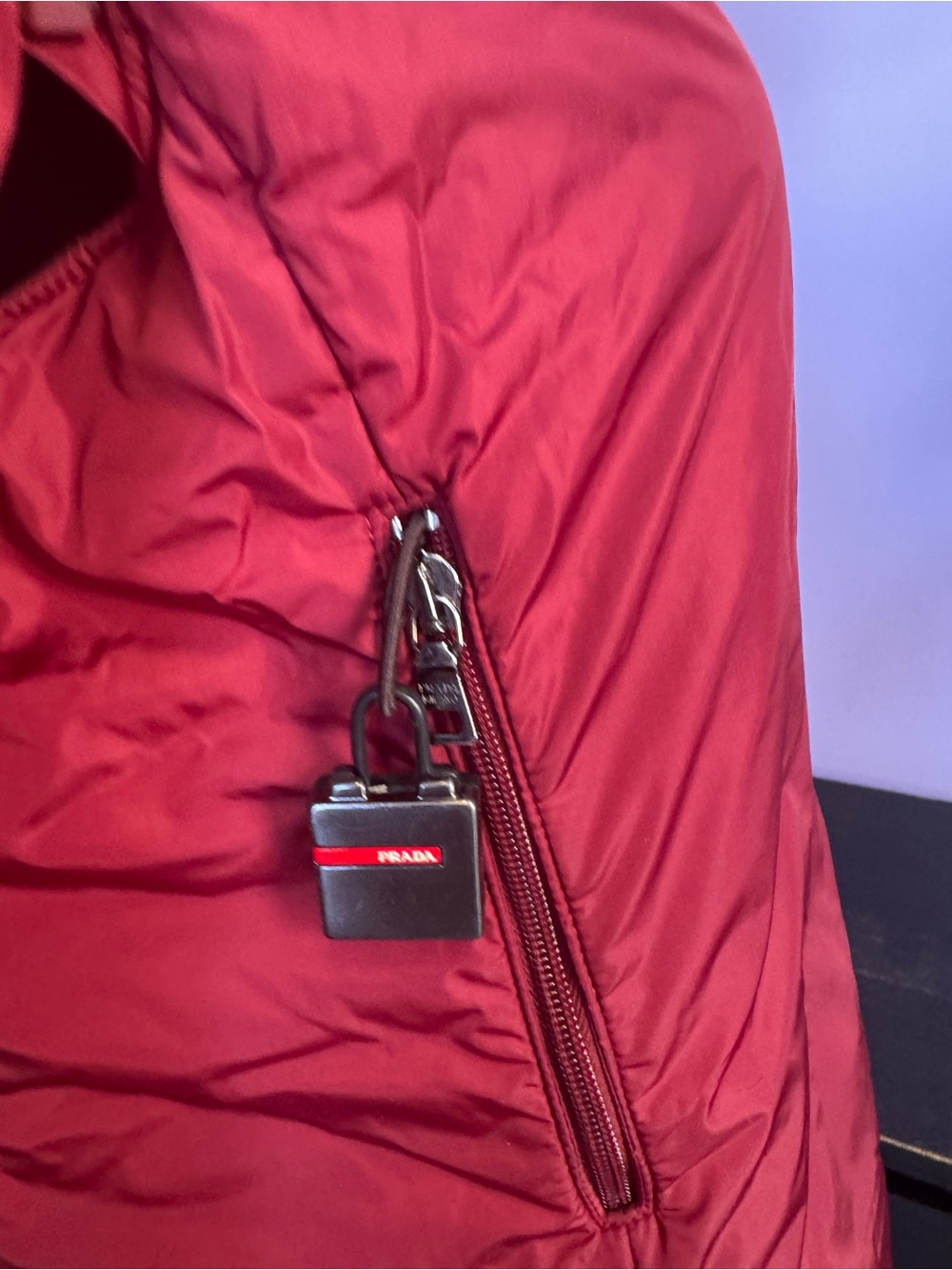 Prada red parka jacket with hood - Picture 7 of 16
